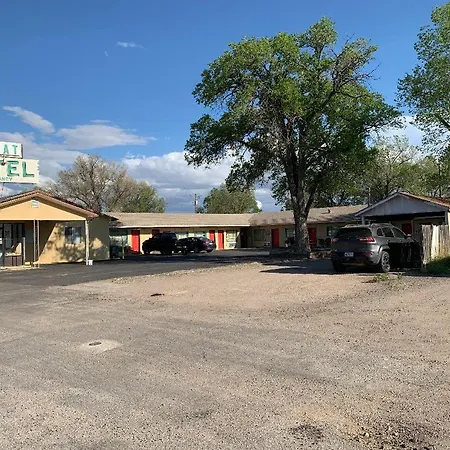 Lariat Motel